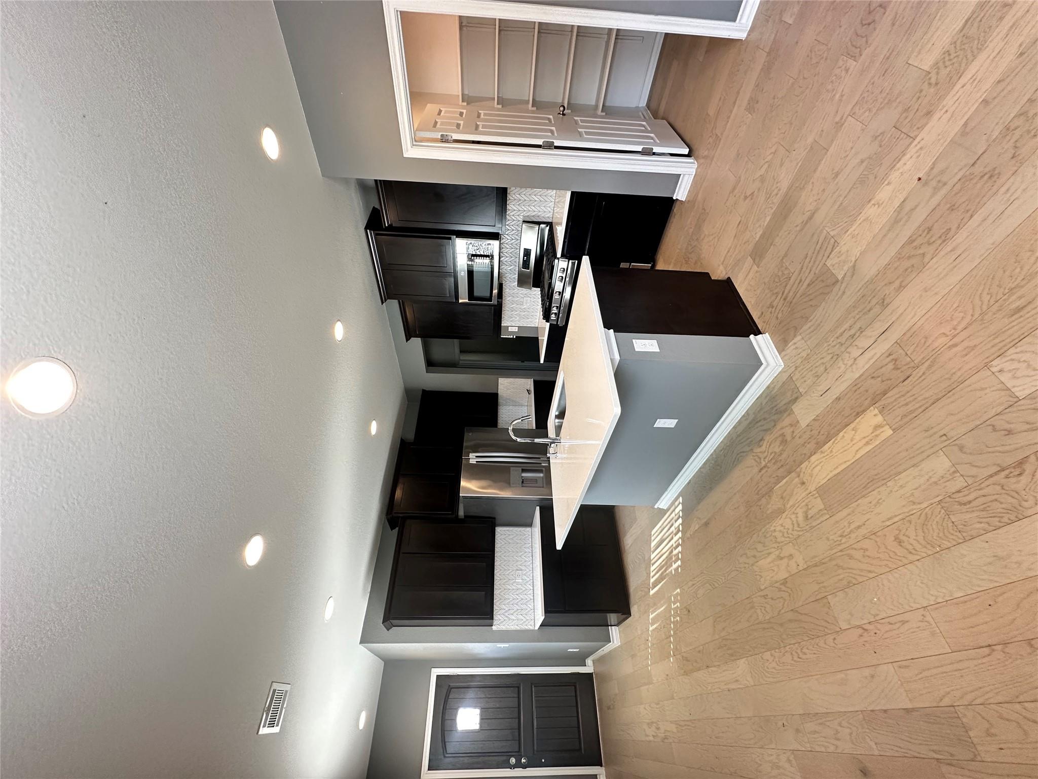 369 Silktassel Way, Buda, TX 78610