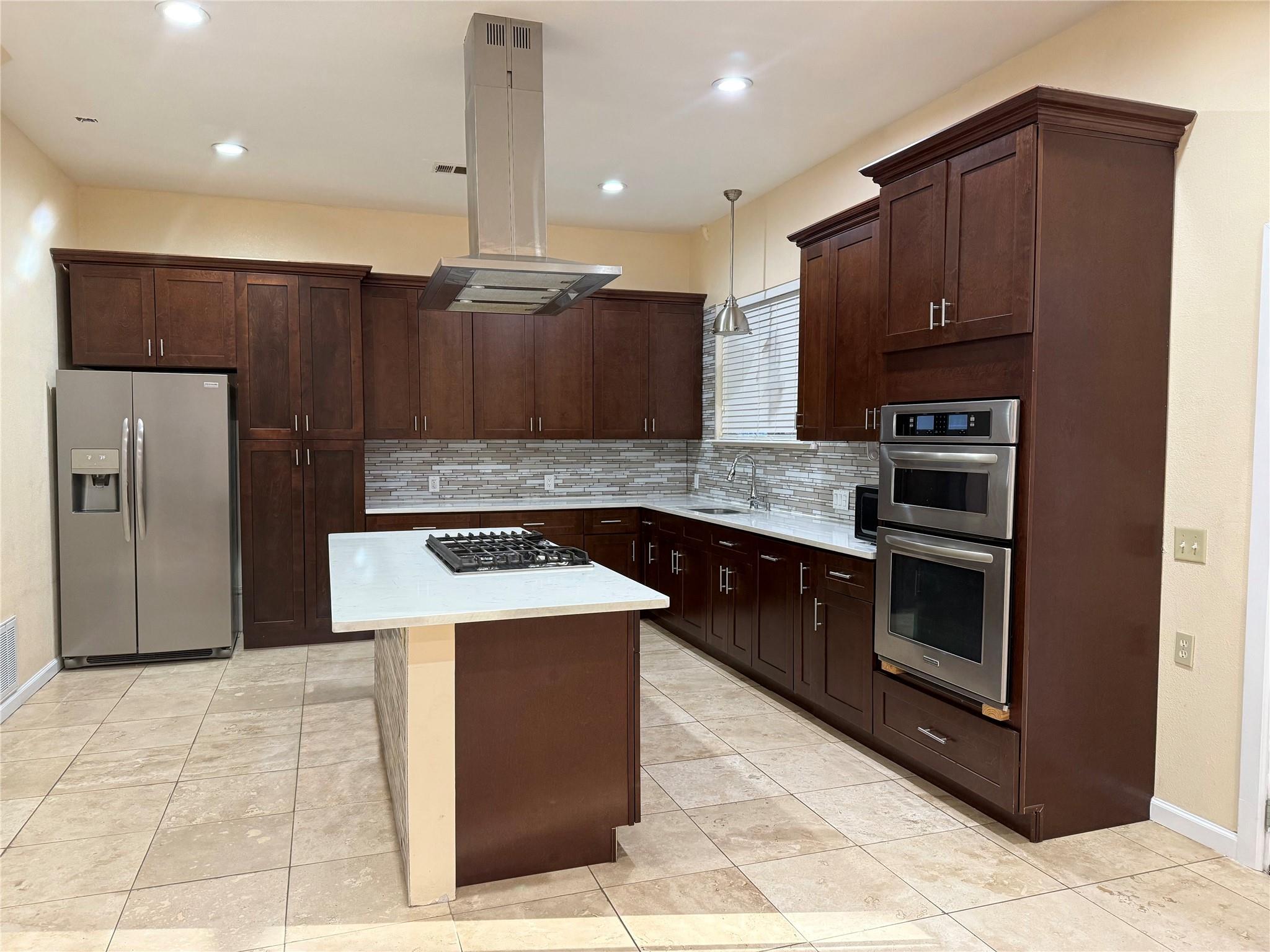 975 N State Highway 95 Highway, Bastrop, TX 78602