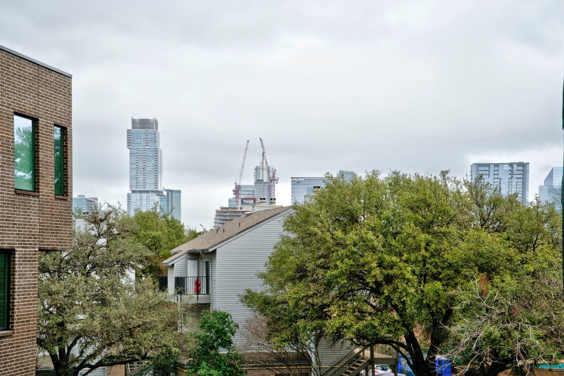 900 S 1st St # 218, Austin, TX 78704