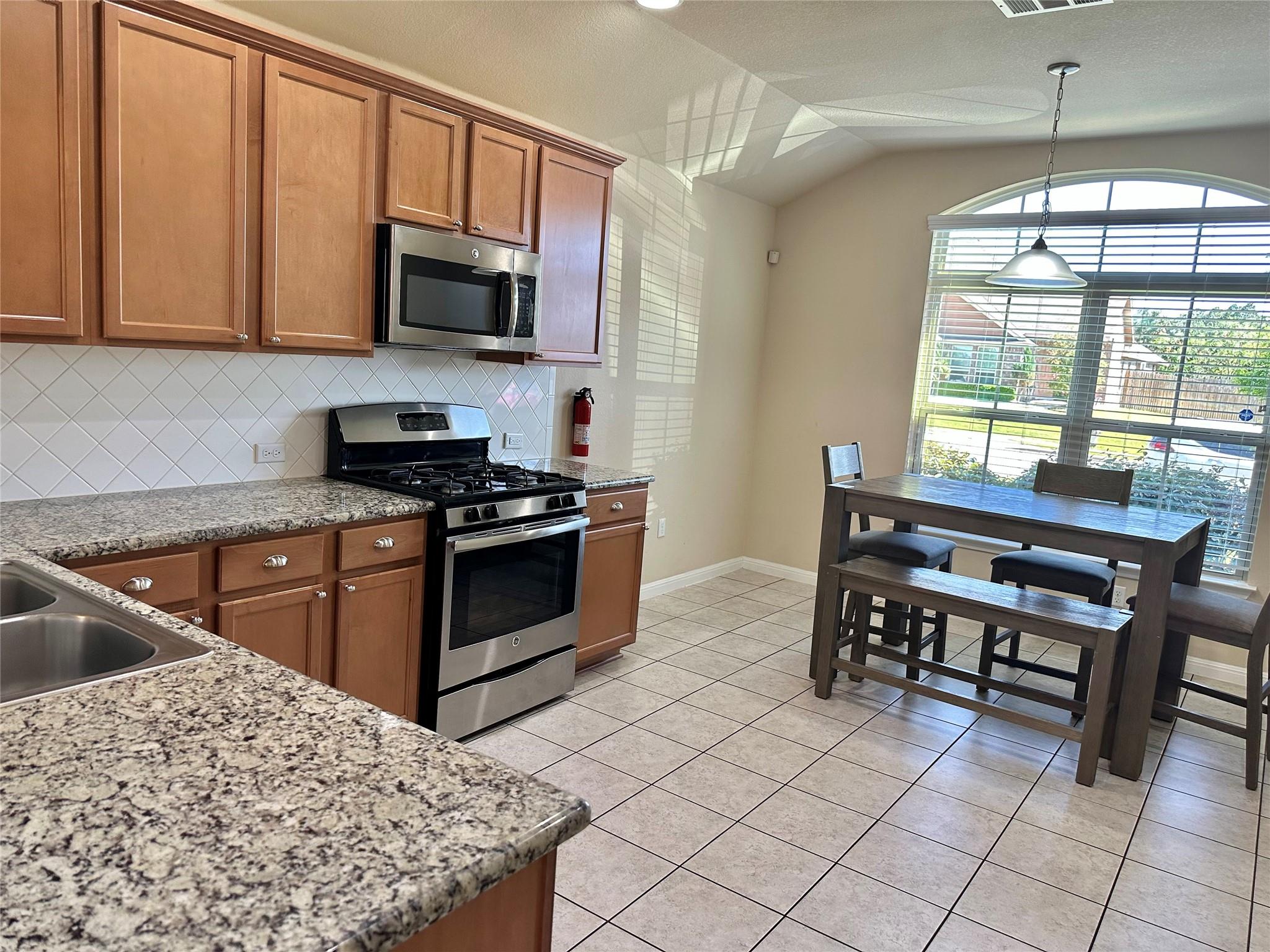 401 Tula Trl, Leander, TX 78641