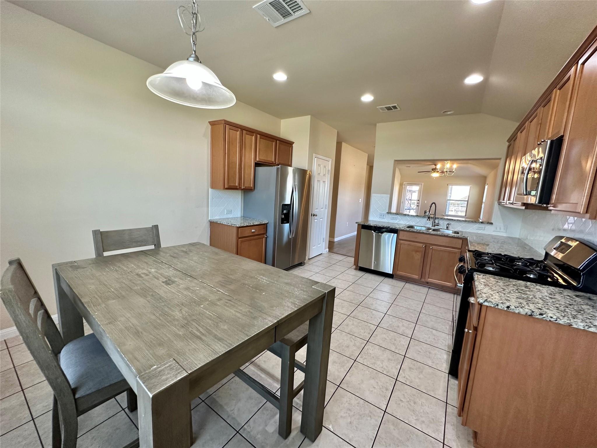 401 Tula Trl, Leander, TX 78641