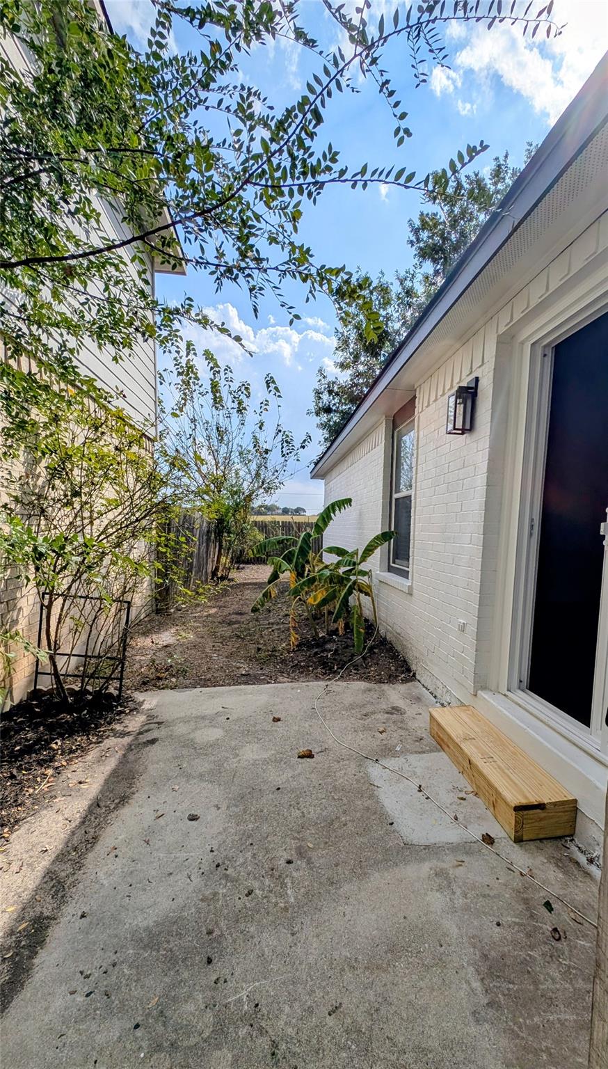 1751 Joy Spg, New Braunfels, TX 78130