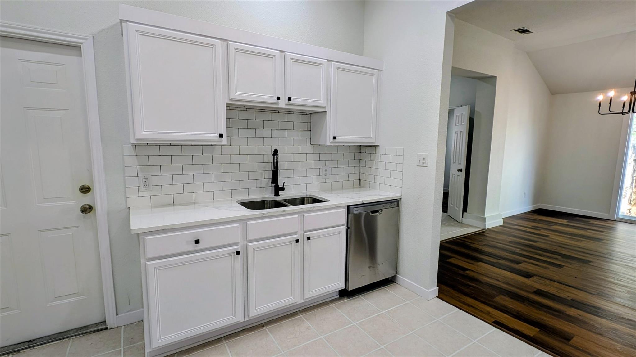 1751 Joy Spg, New Braunfels, TX 78130