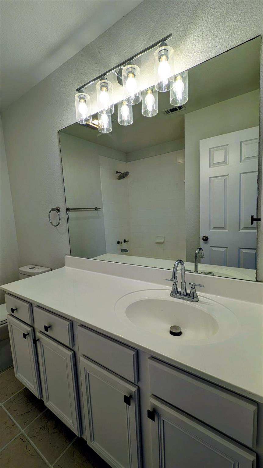 1751 Joy Spg, New Braunfels, TX 78130