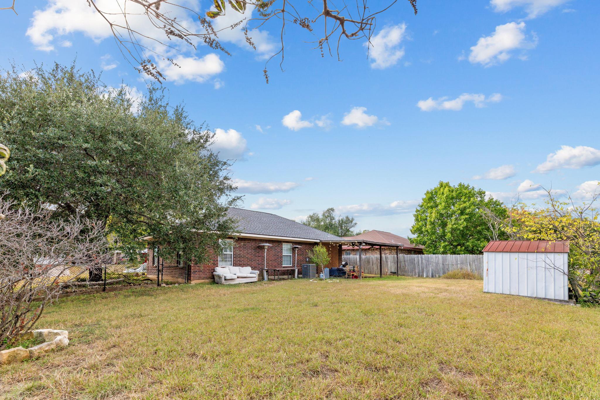 618 Northern Trl, Leander, TX 78641