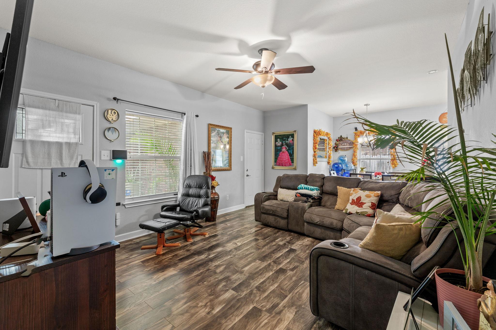 618 Northern Trl, Leander, TX 78641