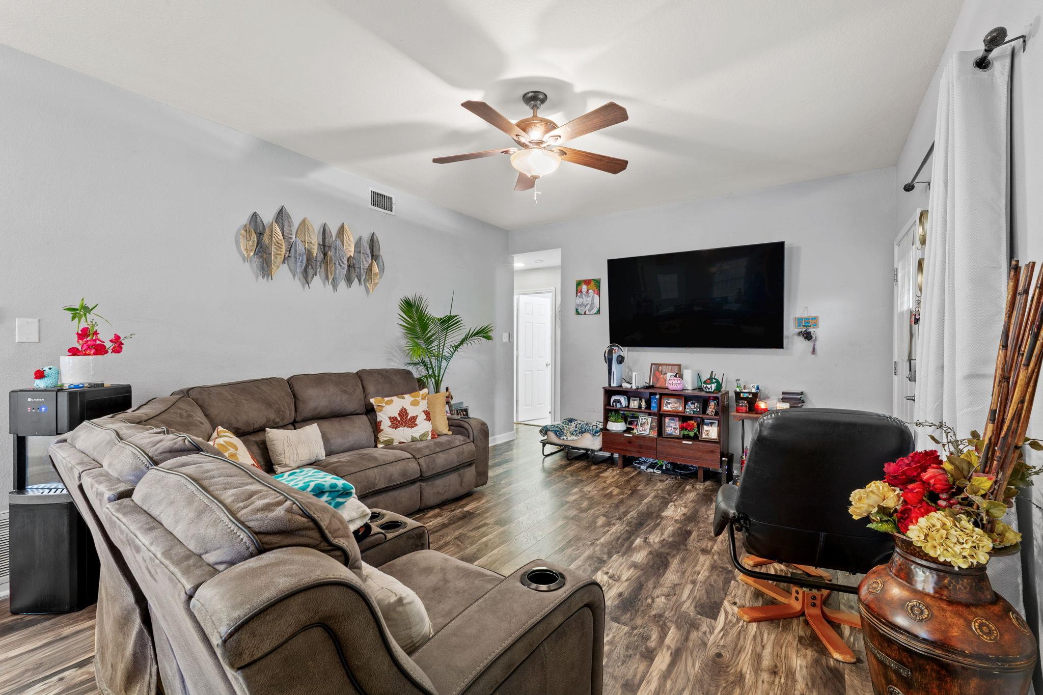 618 Northern Trl, Leander, TX 78641