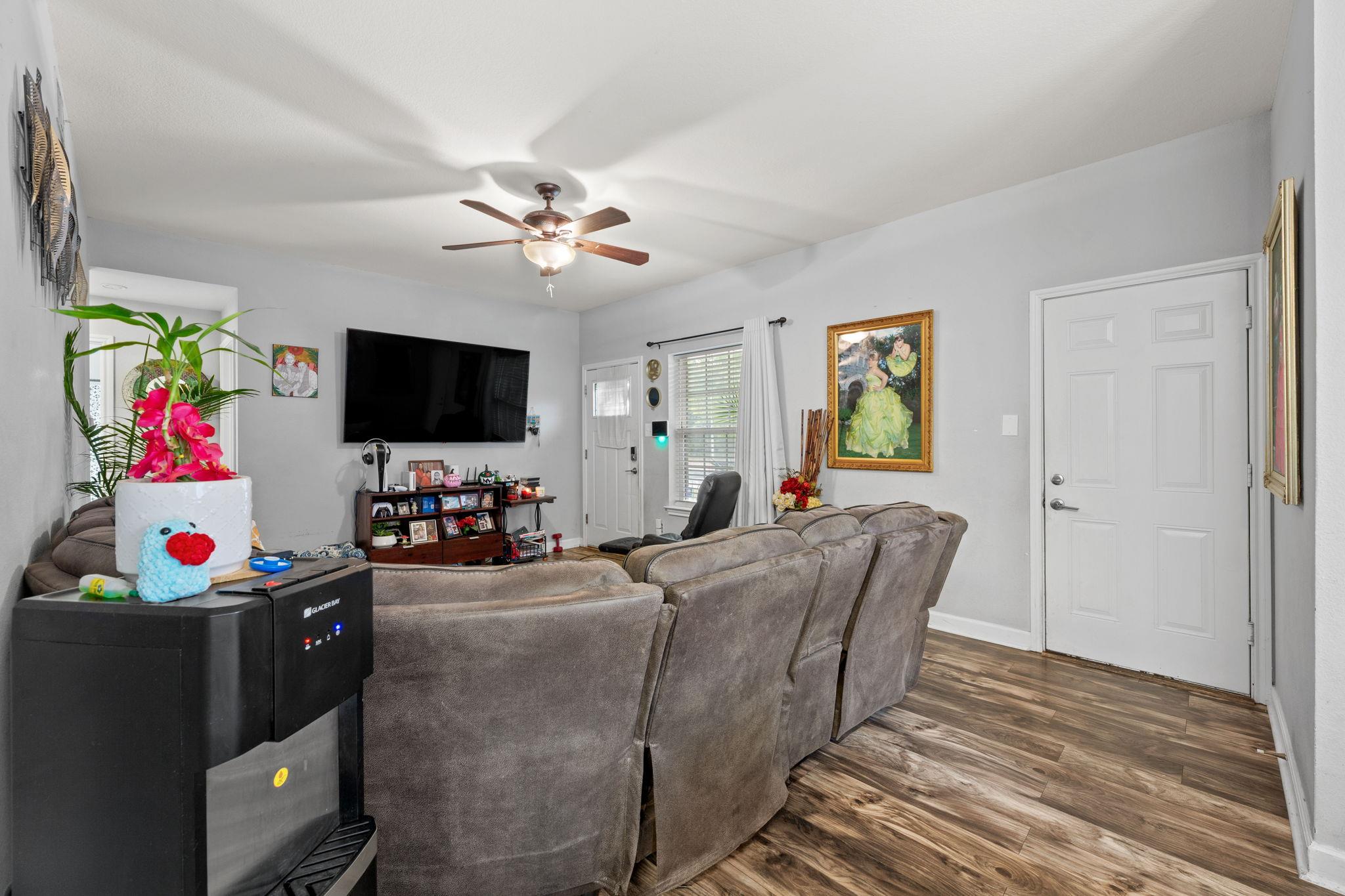 618 Northern Trl, Leander, TX 78641