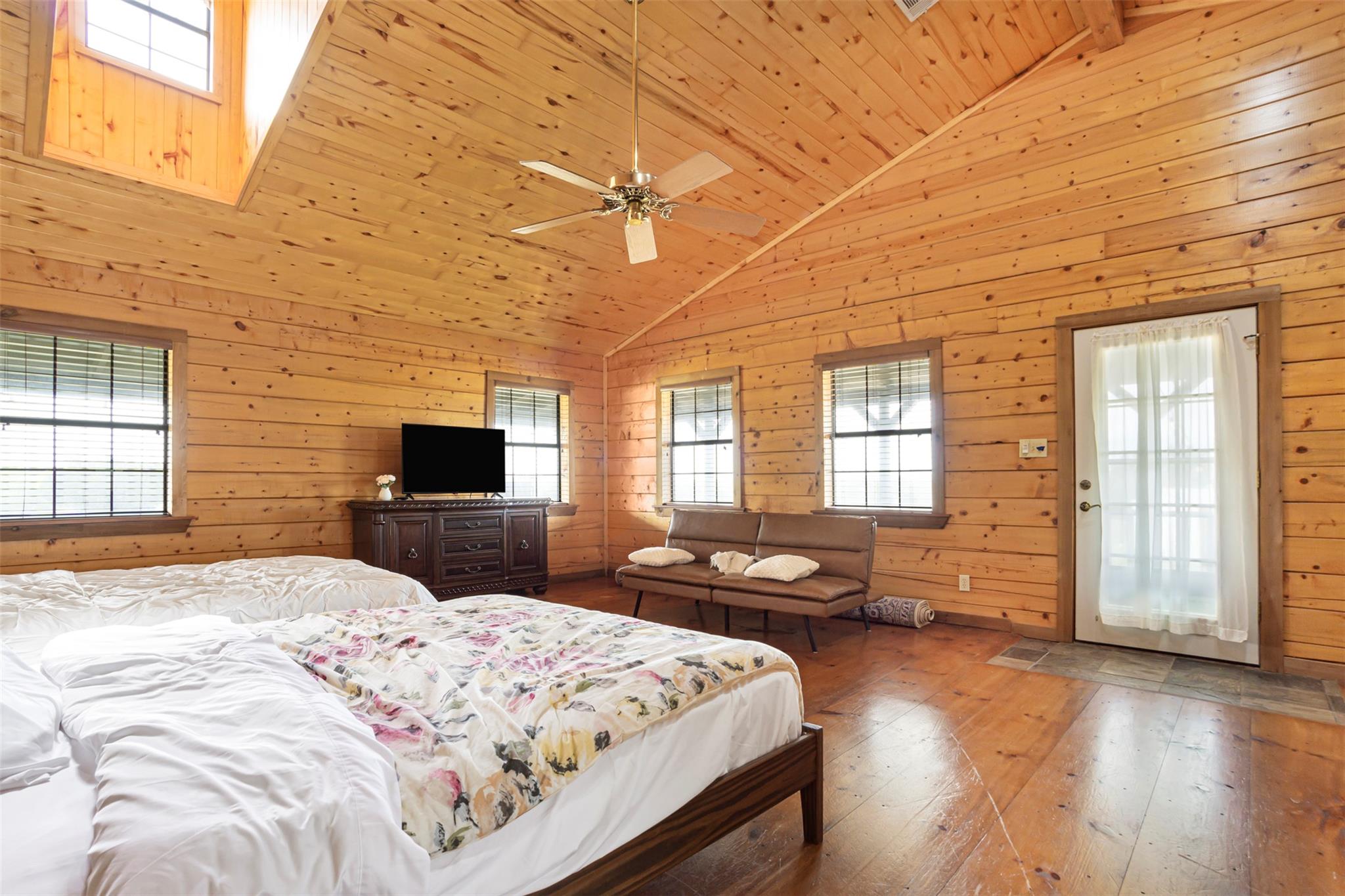 1700 County Road 270, Leander, TX 78641