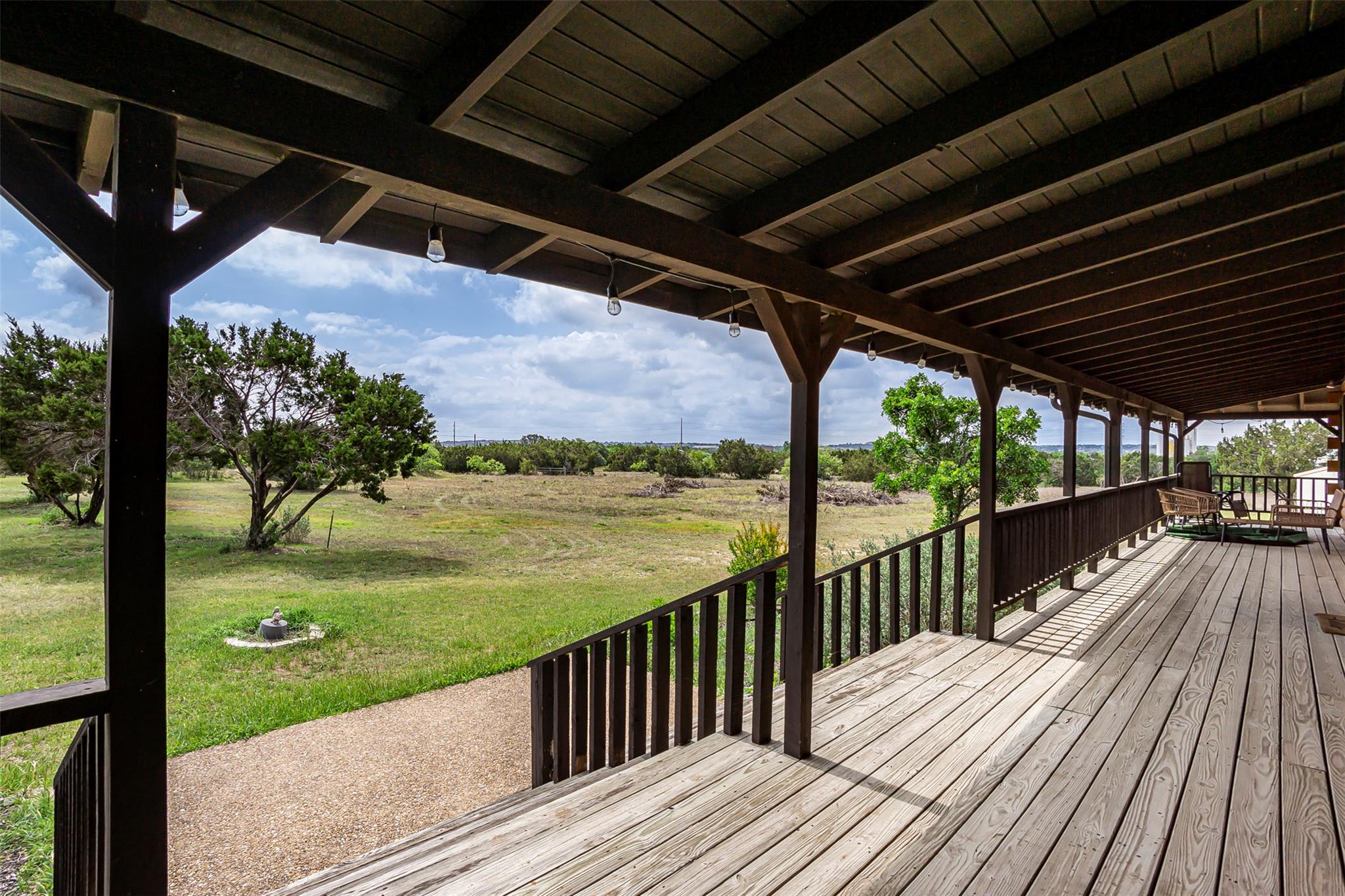 1700 County Road 270, Leander, TX 78641