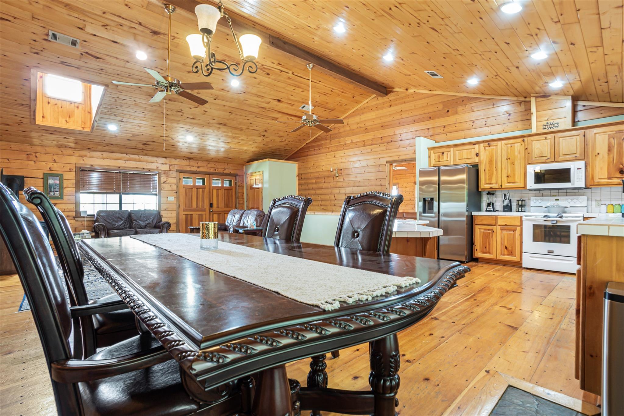 1700 County Road 270, Leander, TX 78641