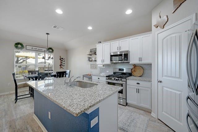 201 Rusk Bluff Ave, Leander, TX 78641