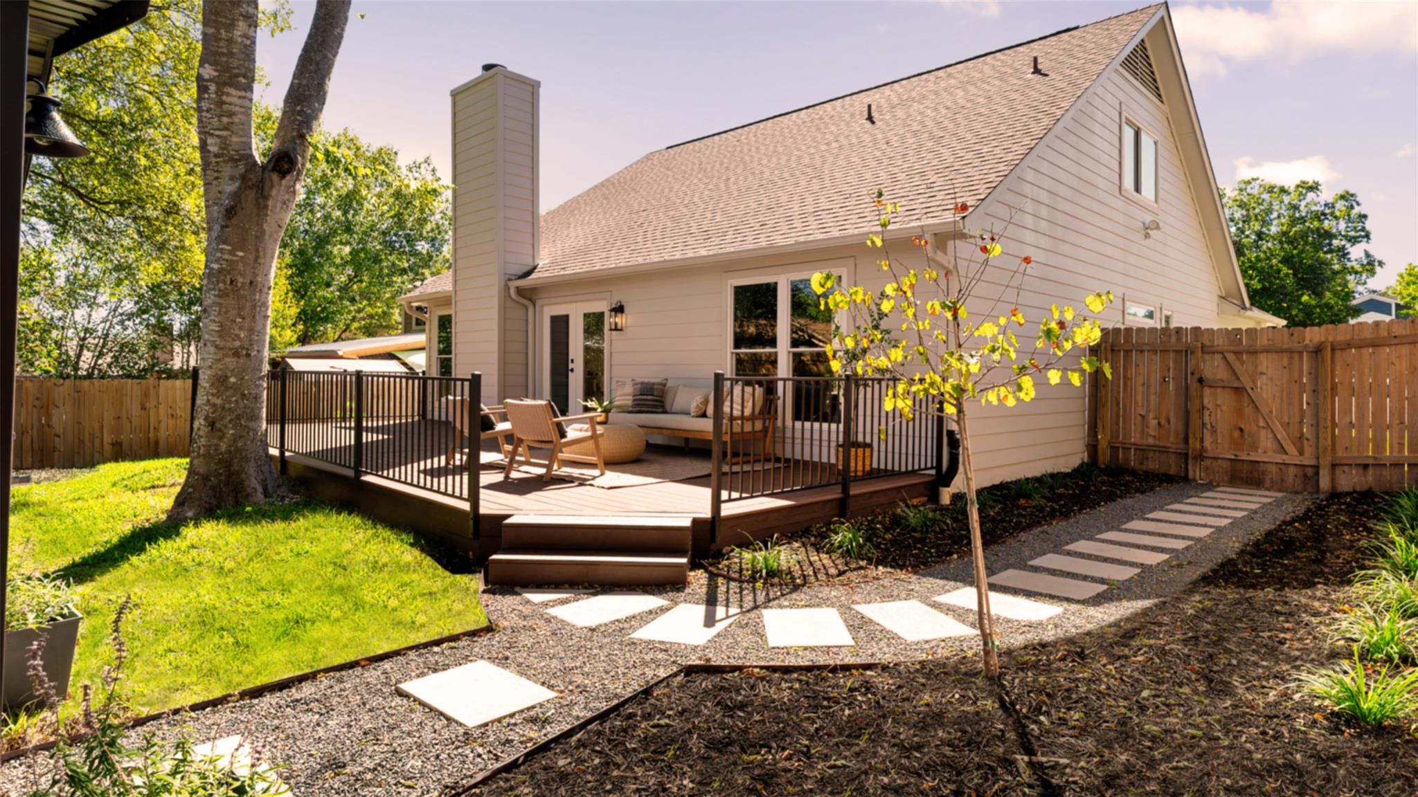 2810 Goldbridge Dr, Austin, TX 78745