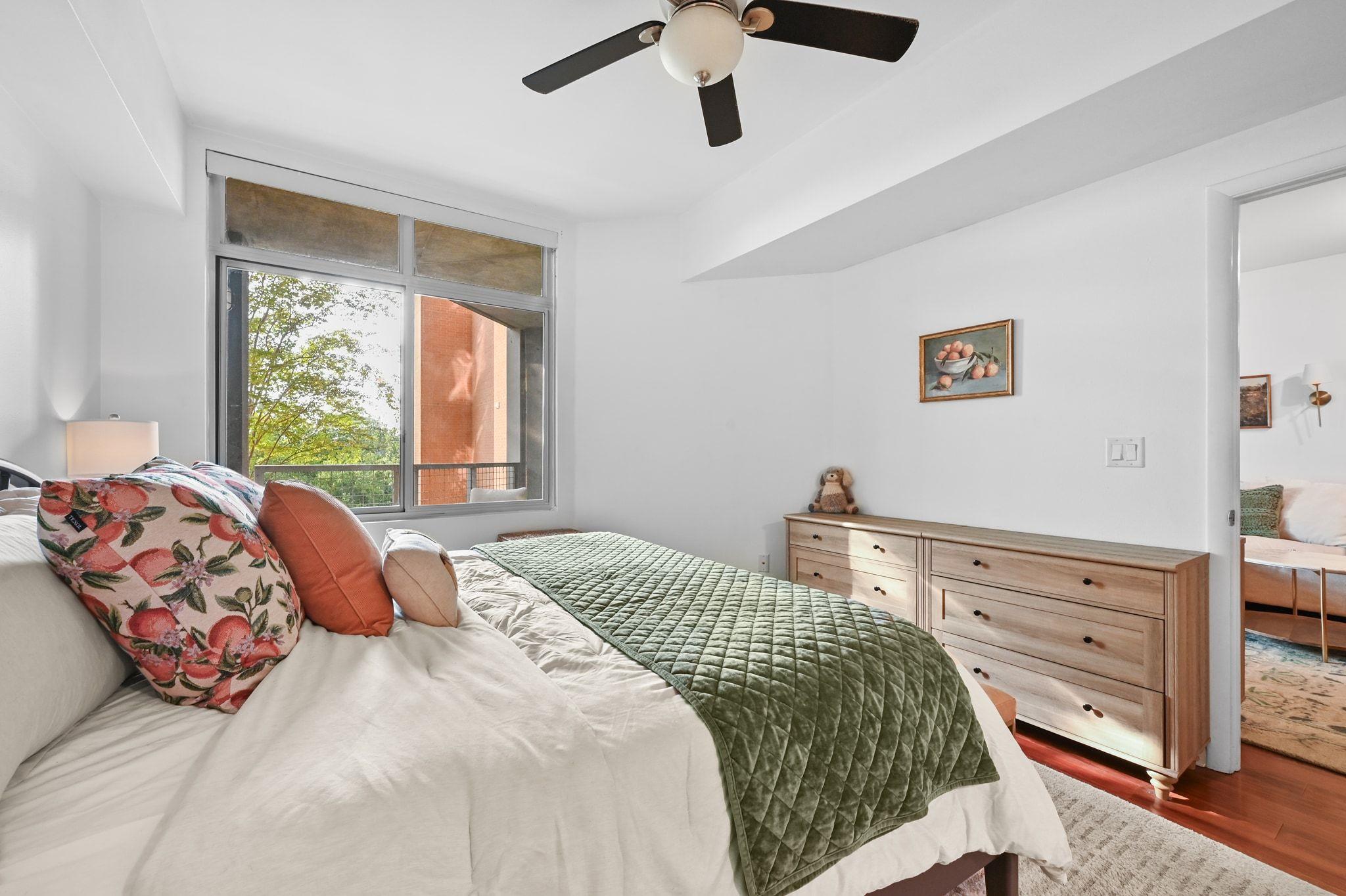 54 Rainey St # 416, Austin, TX 78701