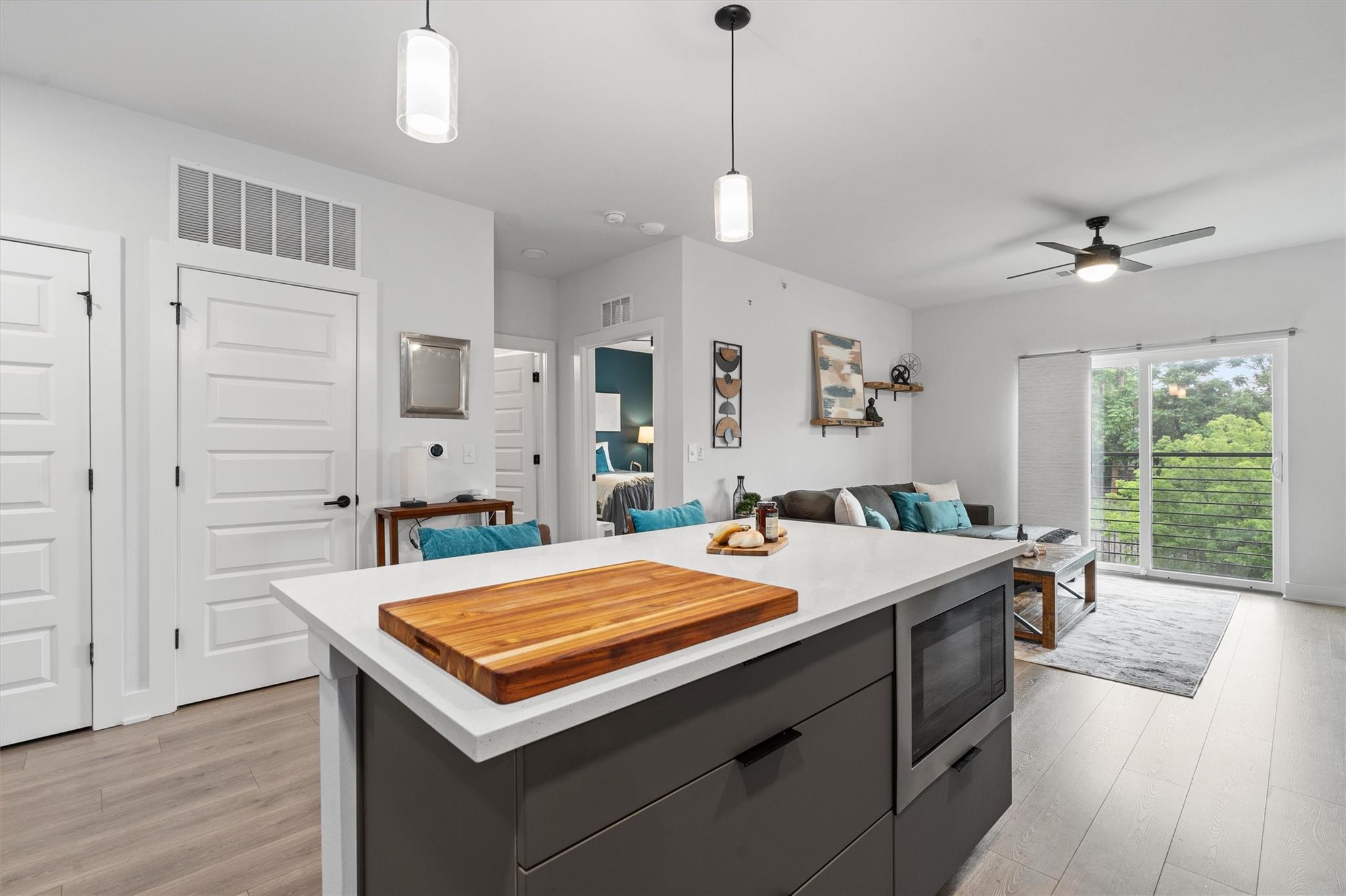 2220 Webberville Rd # 323, Austin, TX 78702