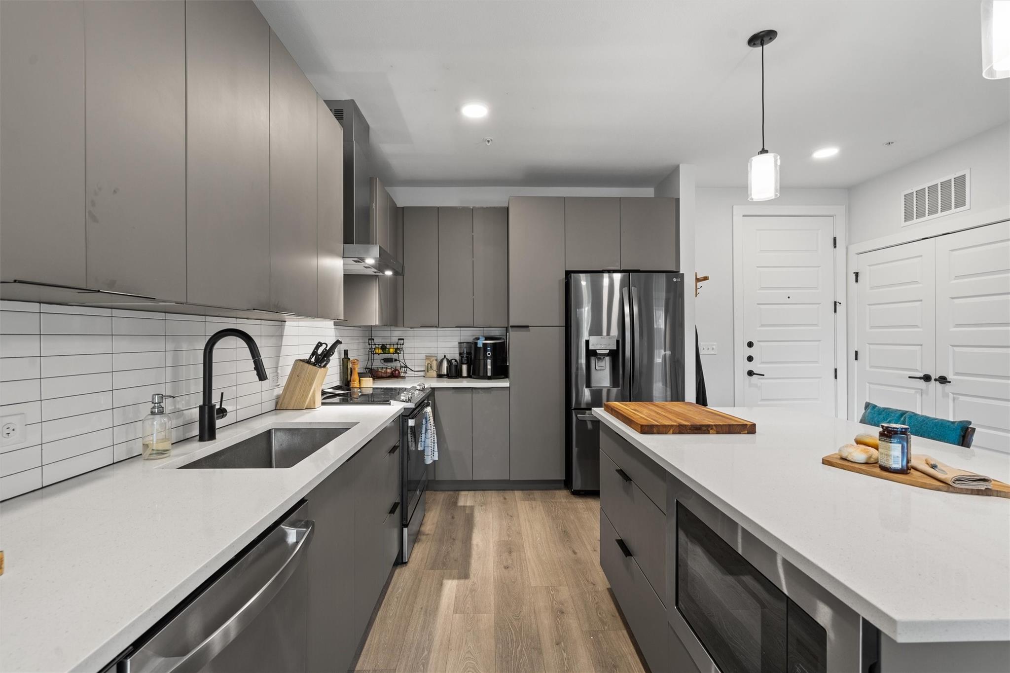 2220 Webberville Rd # 323, Austin, TX 78702