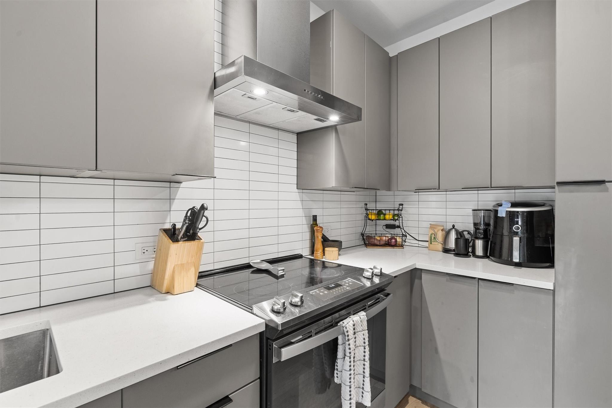 2220 Webberville Rd # 323, Austin, TX 78702