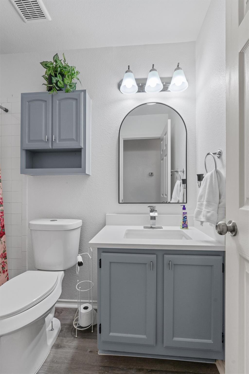 8904 Francia Trl, Austin, TX 78748