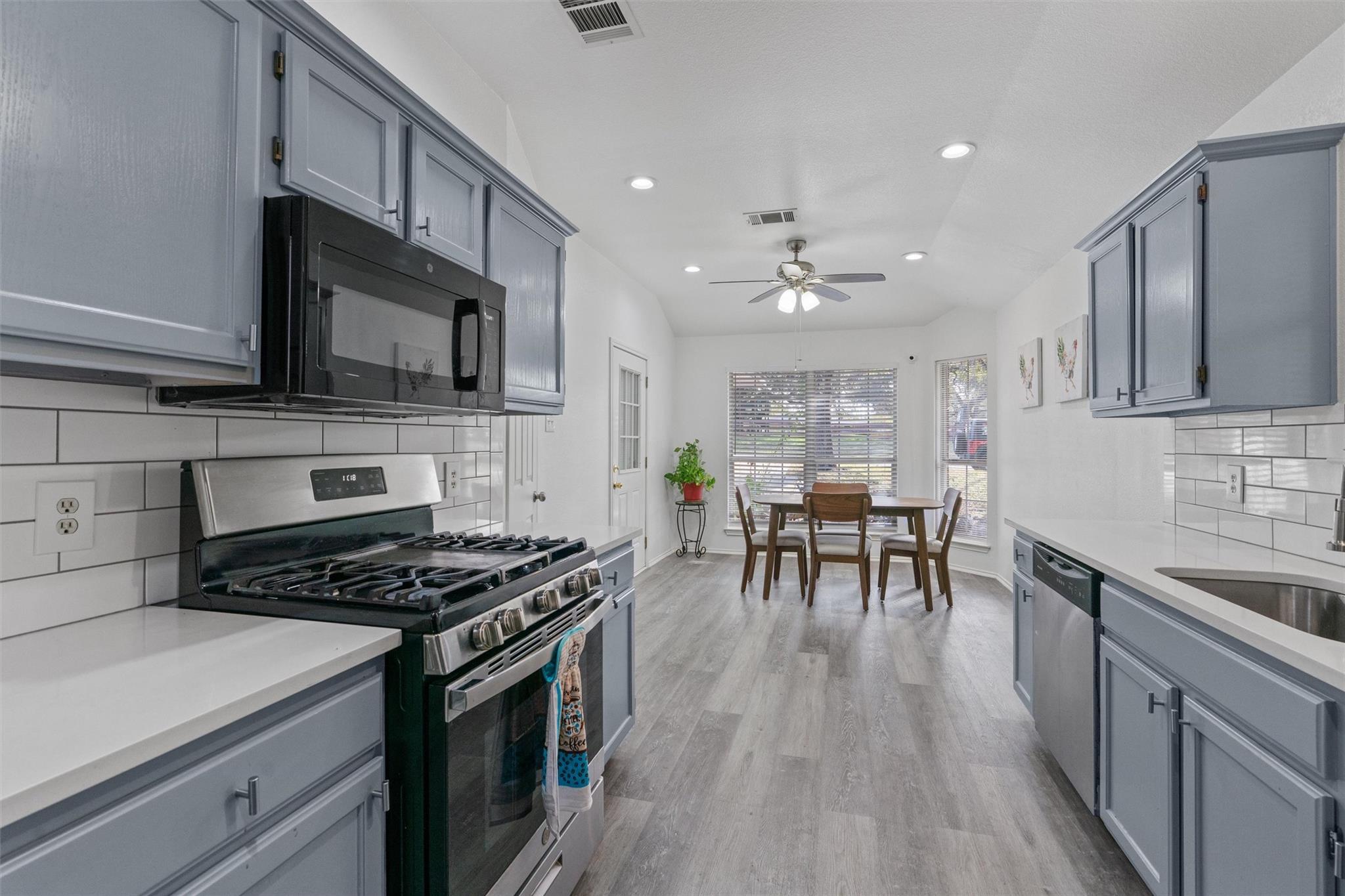 8904 Francia Trl, Austin, TX 78748