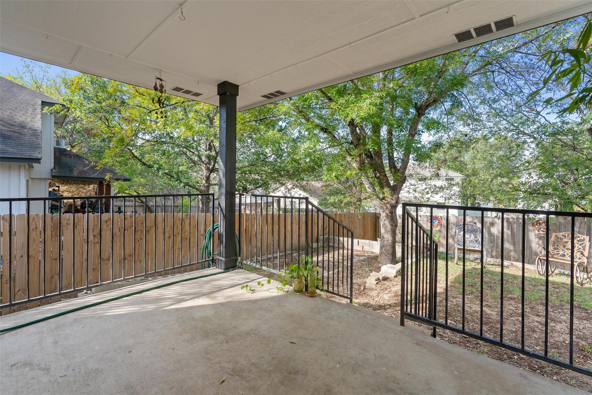 8904 Francia Trl, Austin, TX 78748