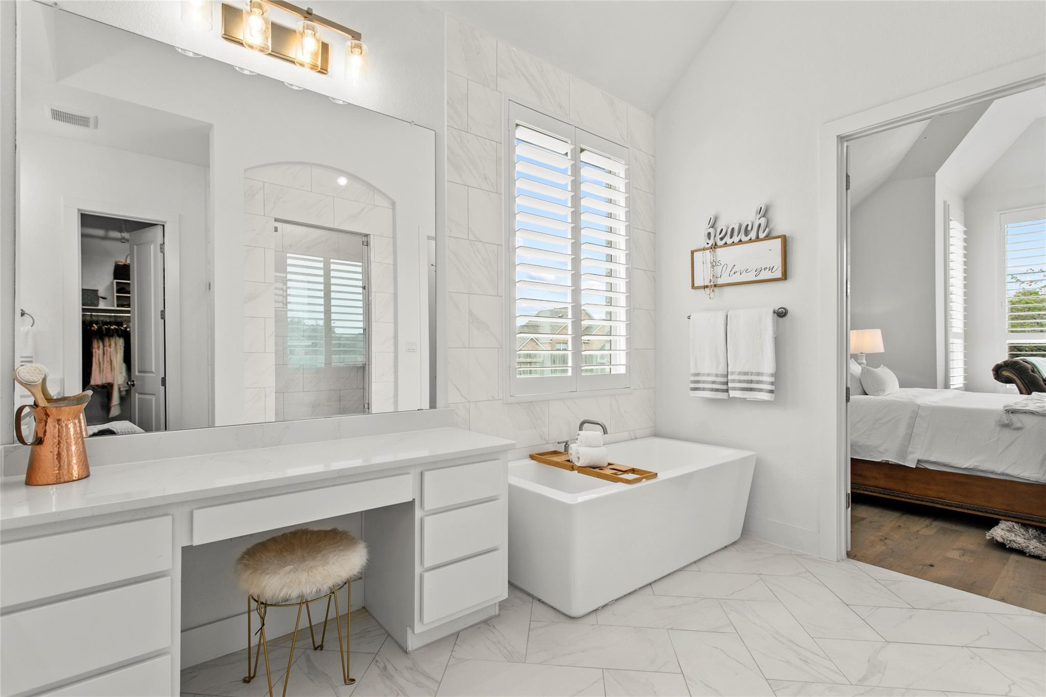 116 Egret Ln, Austin, TX 78737