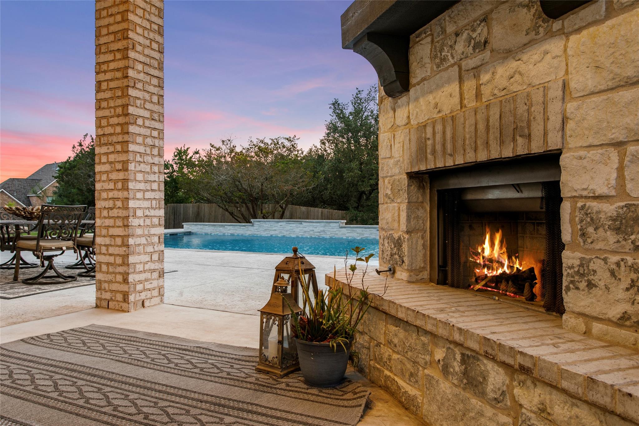 116 Egret Ln, Austin, TX 78737