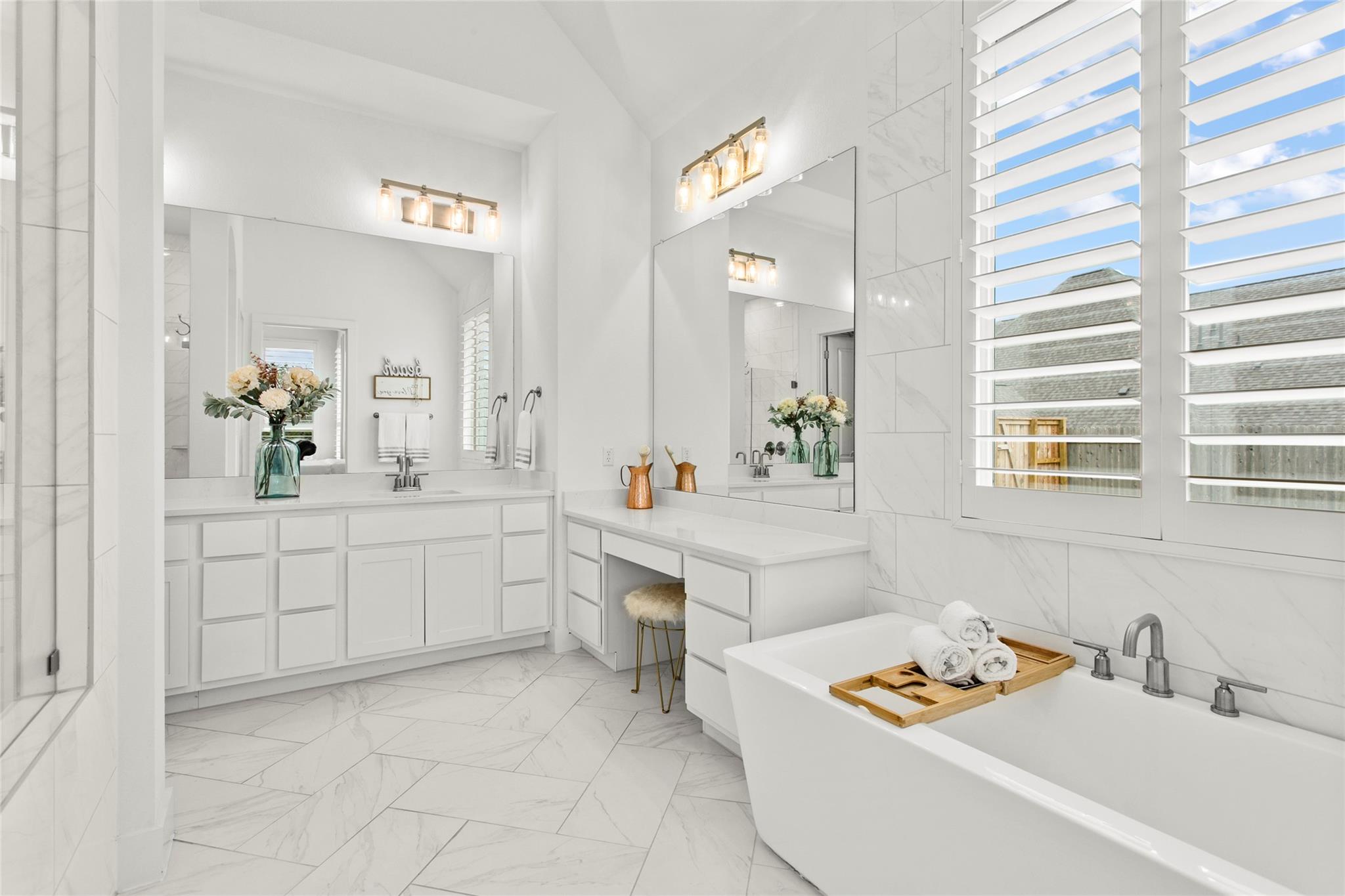 116 Egret Ln, Austin, TX 78737