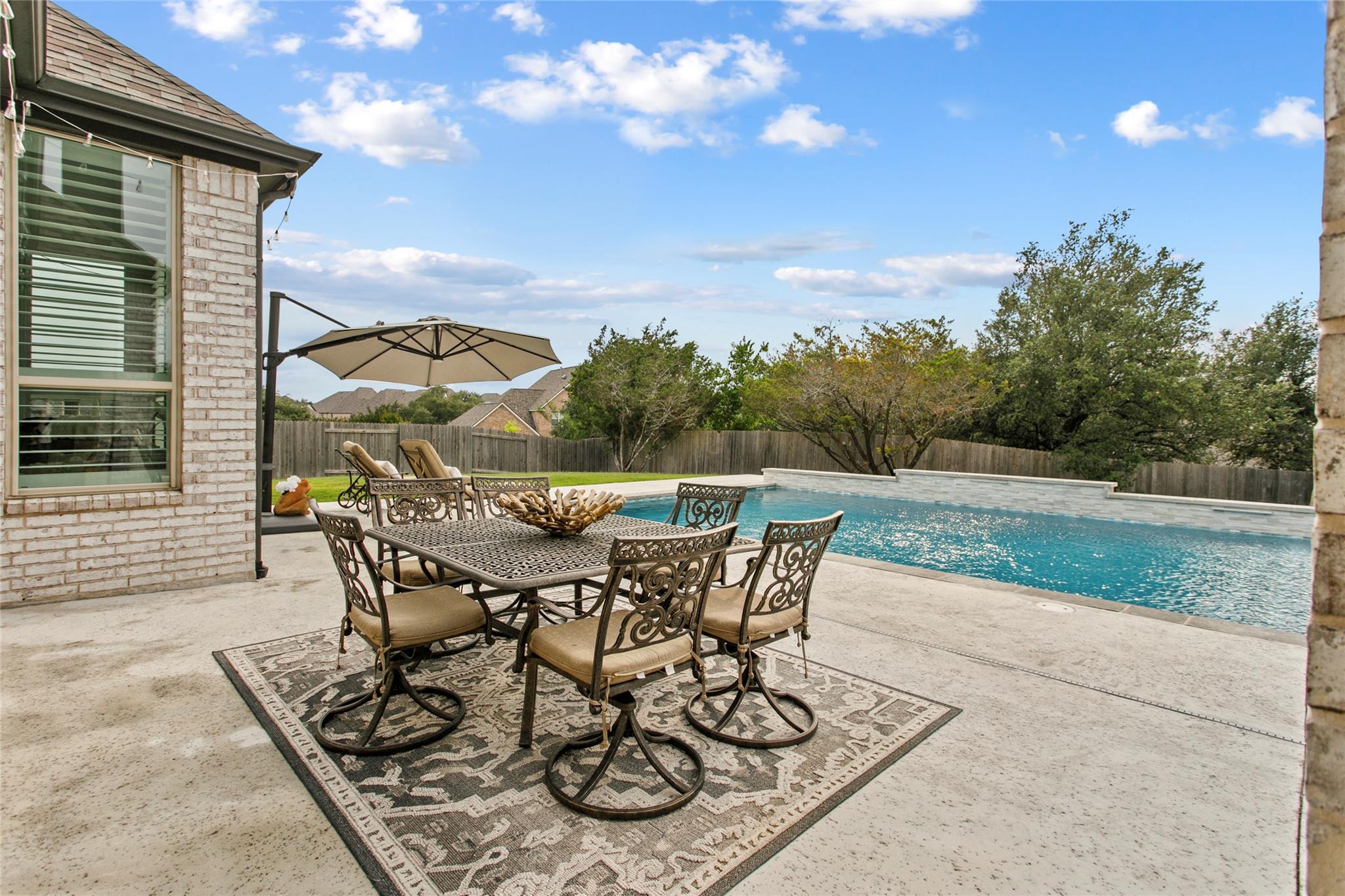 116 Egret Ln, Austin, TX 78737