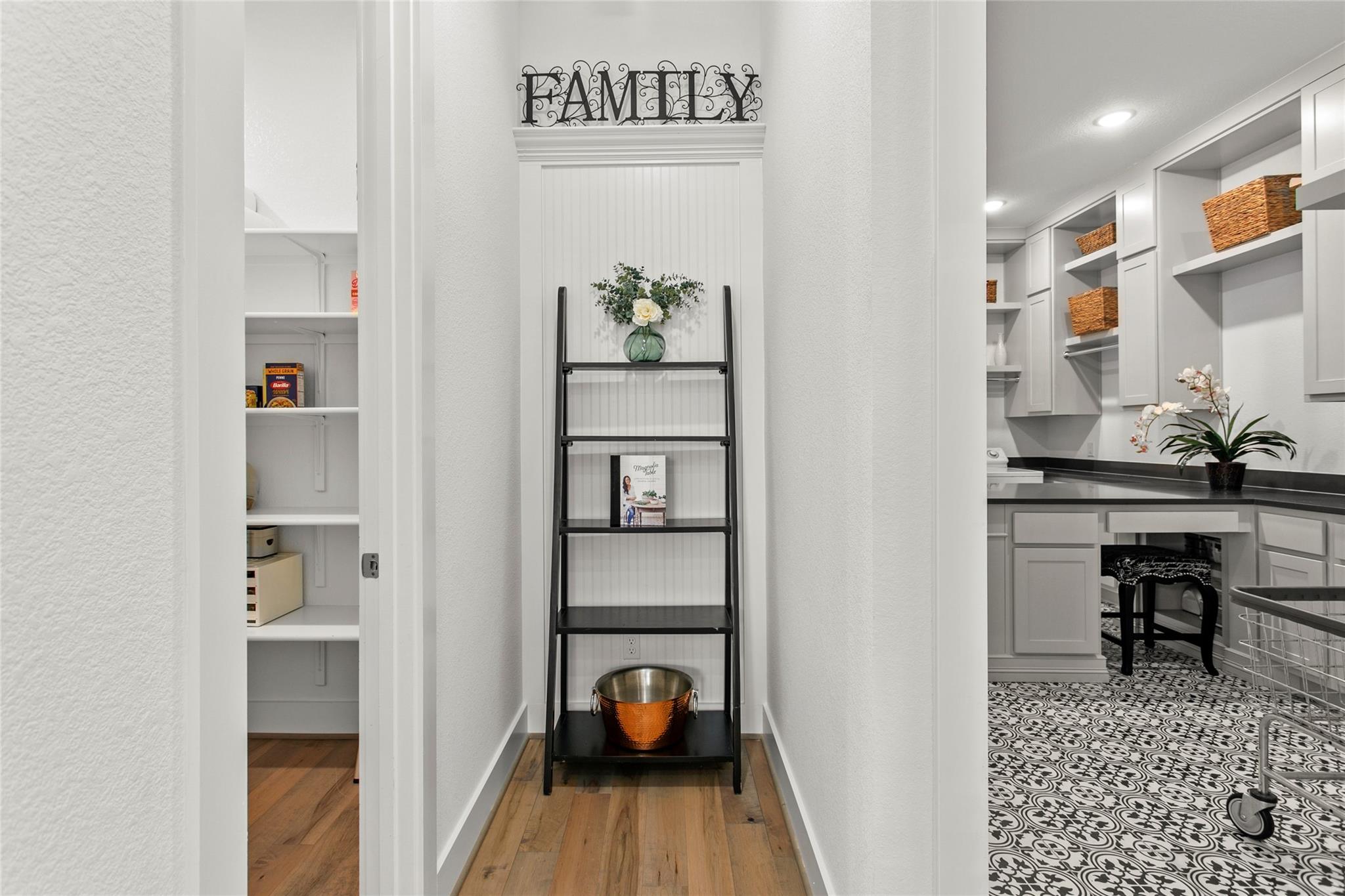 116 Egret Ln, Austin, TX 78737