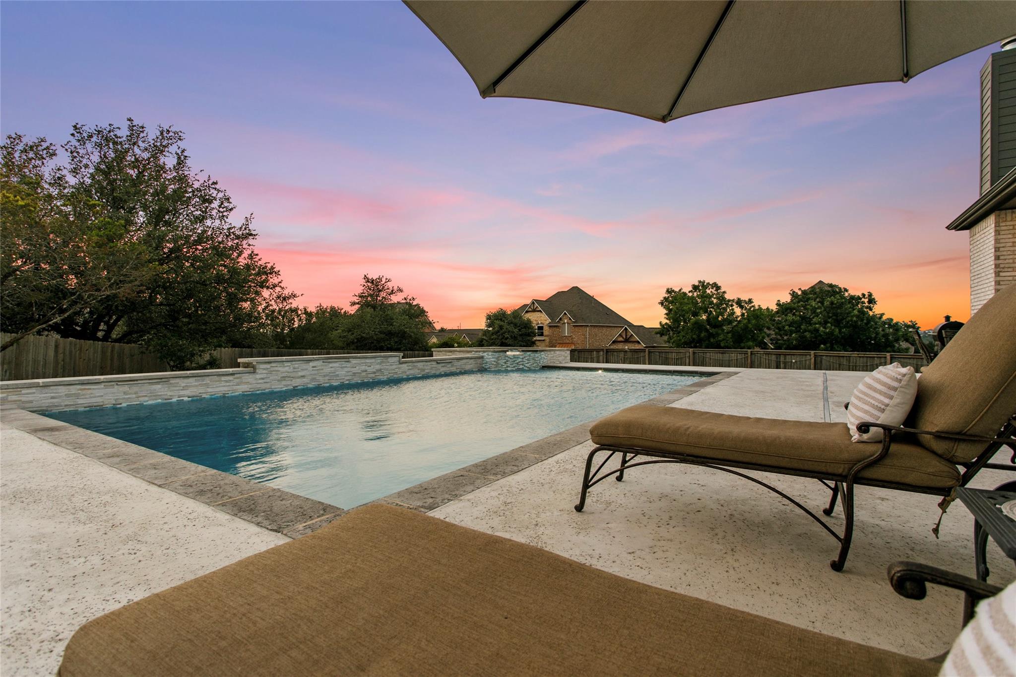 116 Egret Ln, Austin, TX 78737