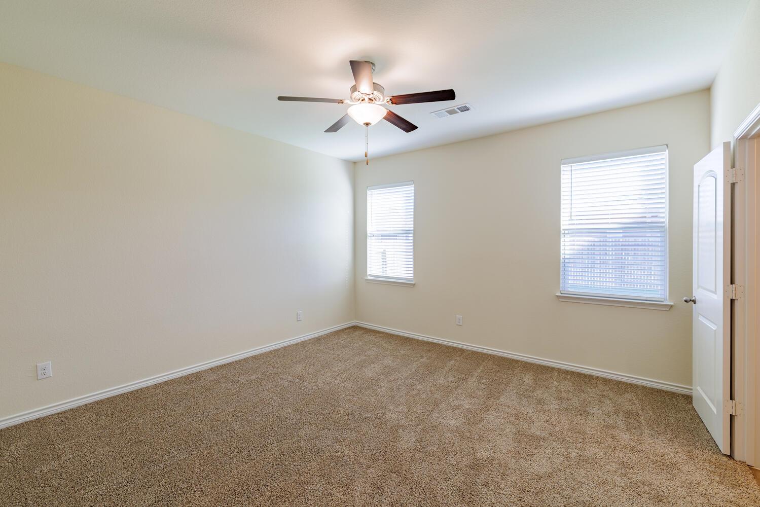 331 Liberty Meadows Dr, Liberty Hill, TX 78642