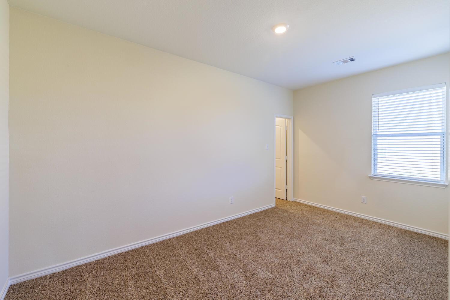 331 Liberty Meadows Dr, Liberty Hill, TX 78642