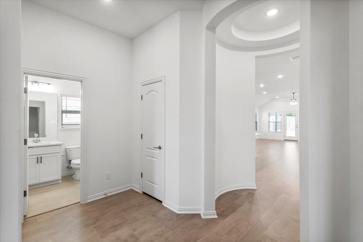 1429 Cole Estates Dr, Georgetown, TX 78628