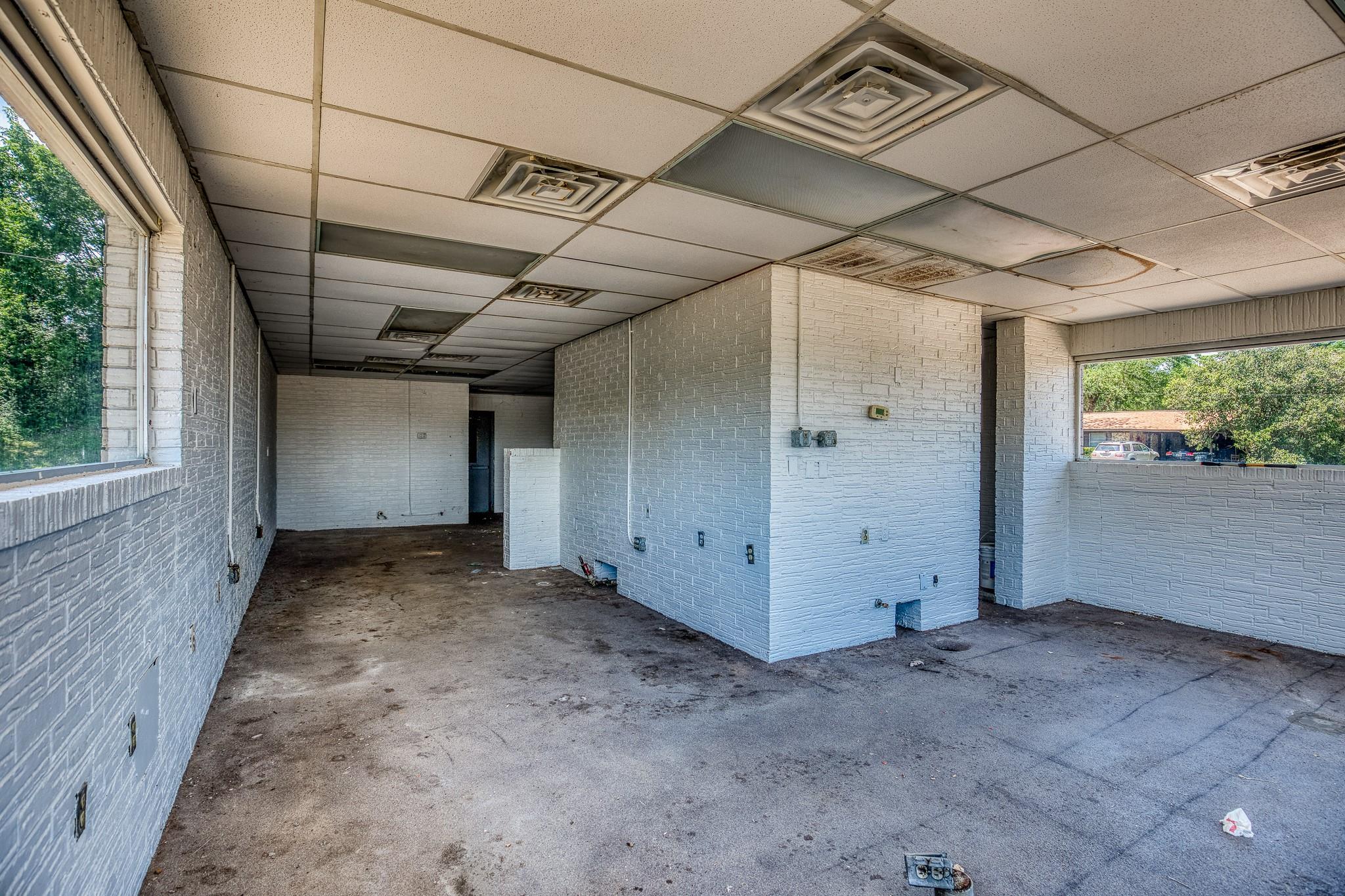 310 State Highway 36 S Highway, Caldwell, TX 77836