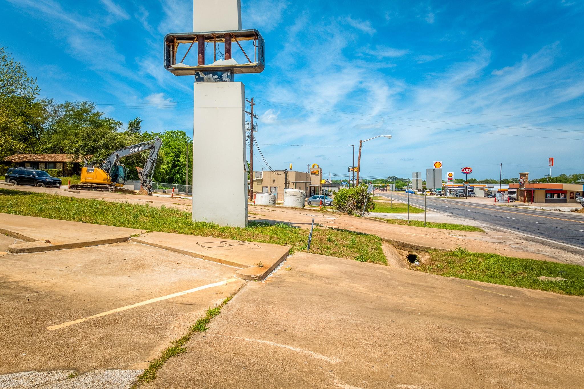 310 State Highway 36 S Highway, Caldwell, TX 77836