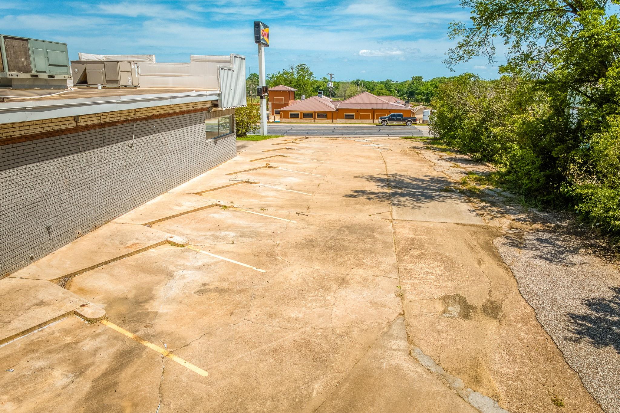 310 State Highway 36 S Highway, Caldwell, TX 77836