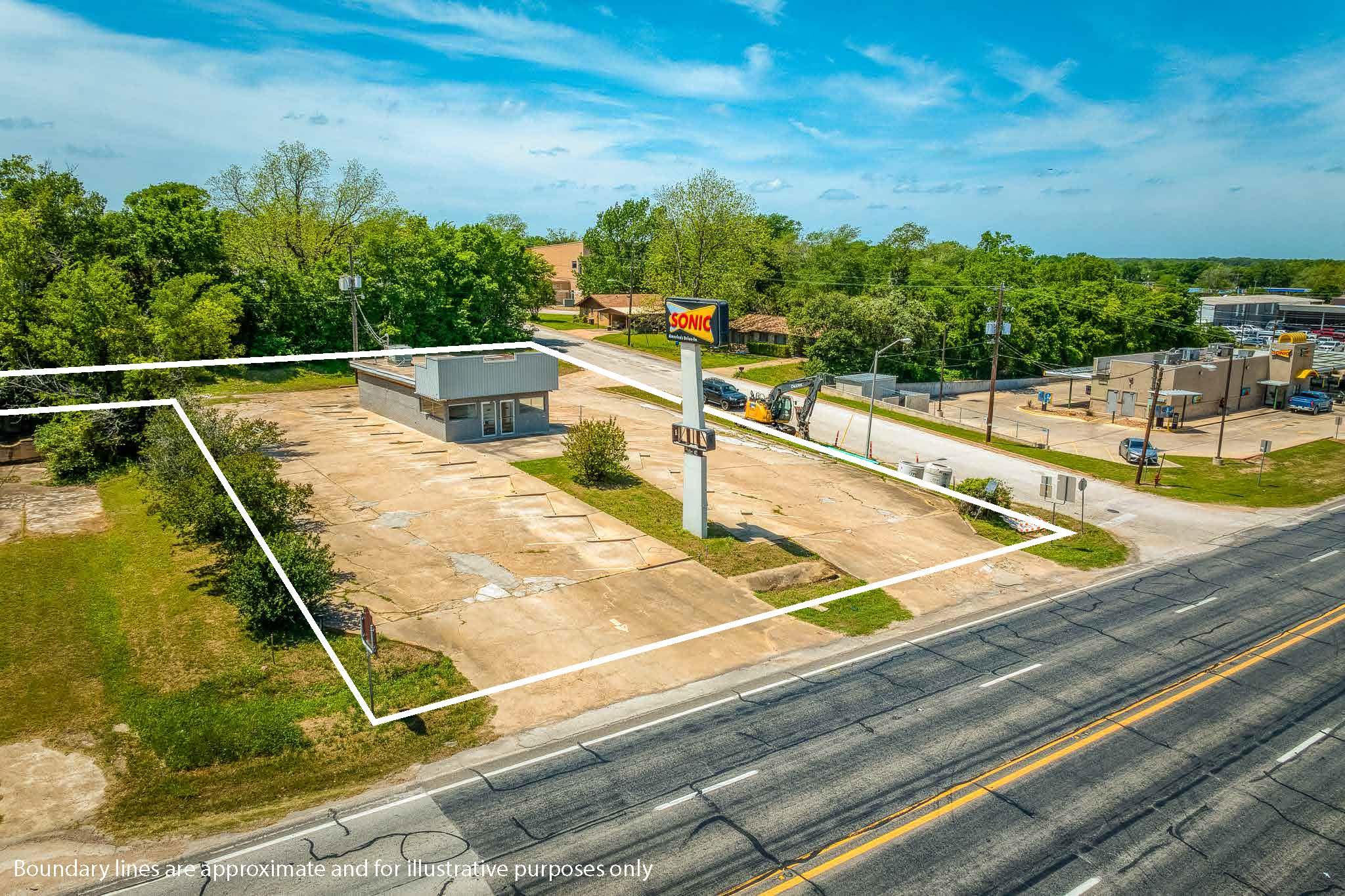 310 State Highway 36 S Highway, Caldwell, TX 77836