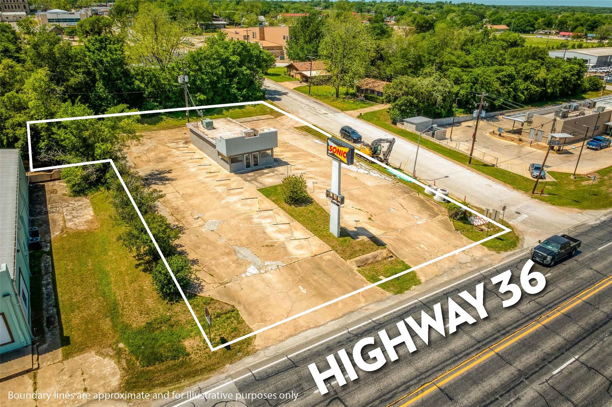 310 State Highway 36 S Highway, Caldwell, TX 77836