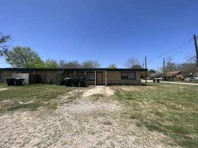 610 N Main St # A, Kyle, TX 78640