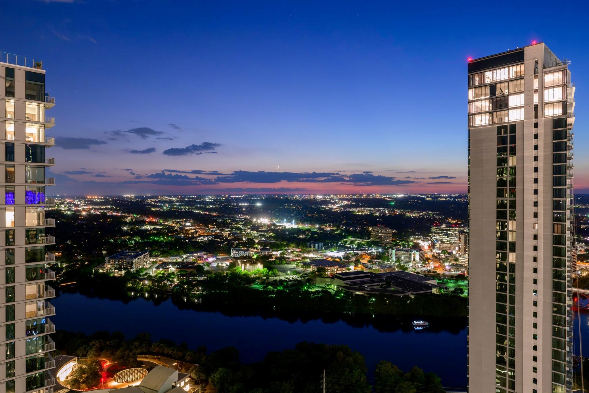 610 Davis St # 4002, Austin, TX 78701