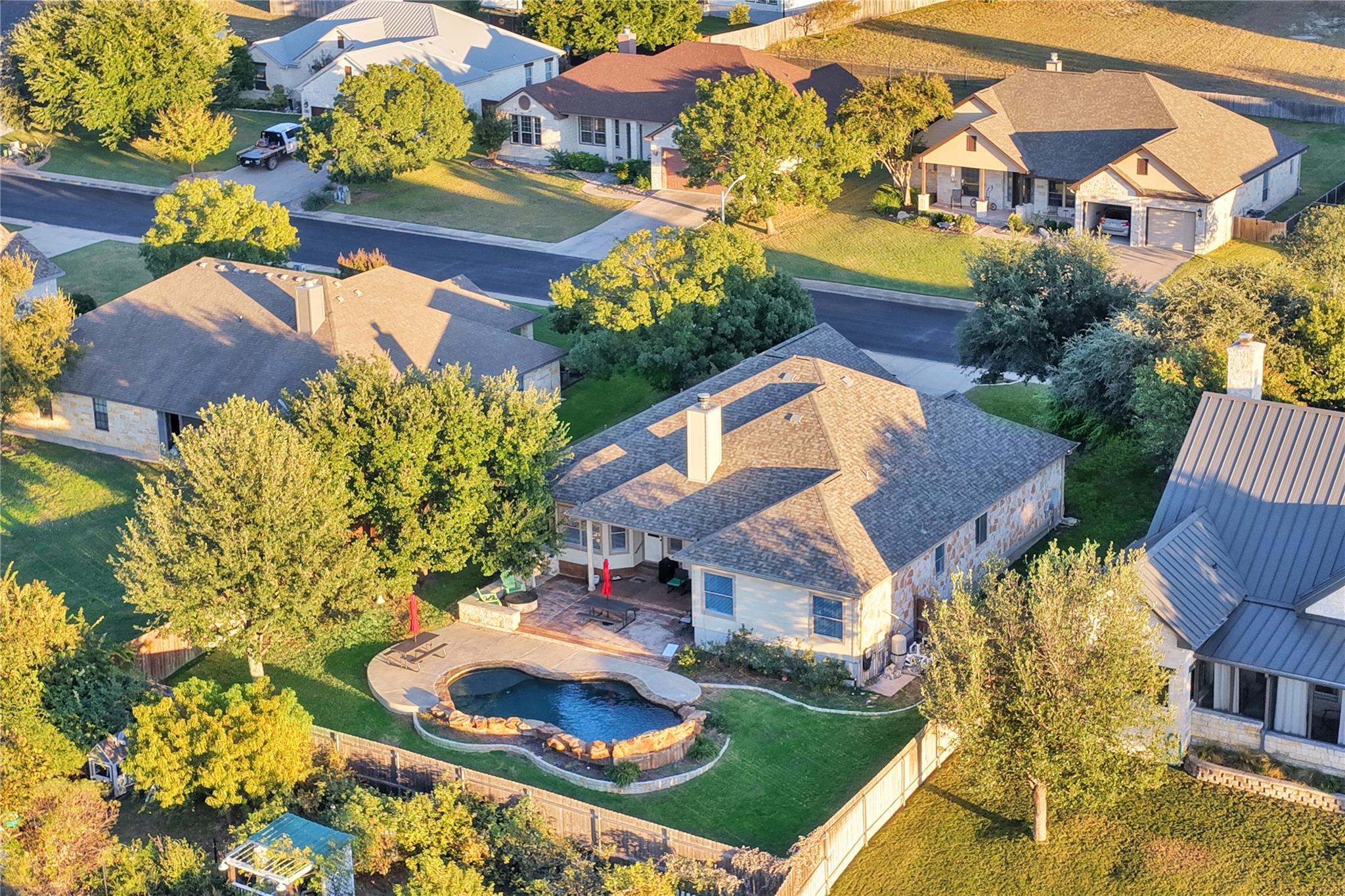 108 Natalies Pt, Burnet, TX 78611