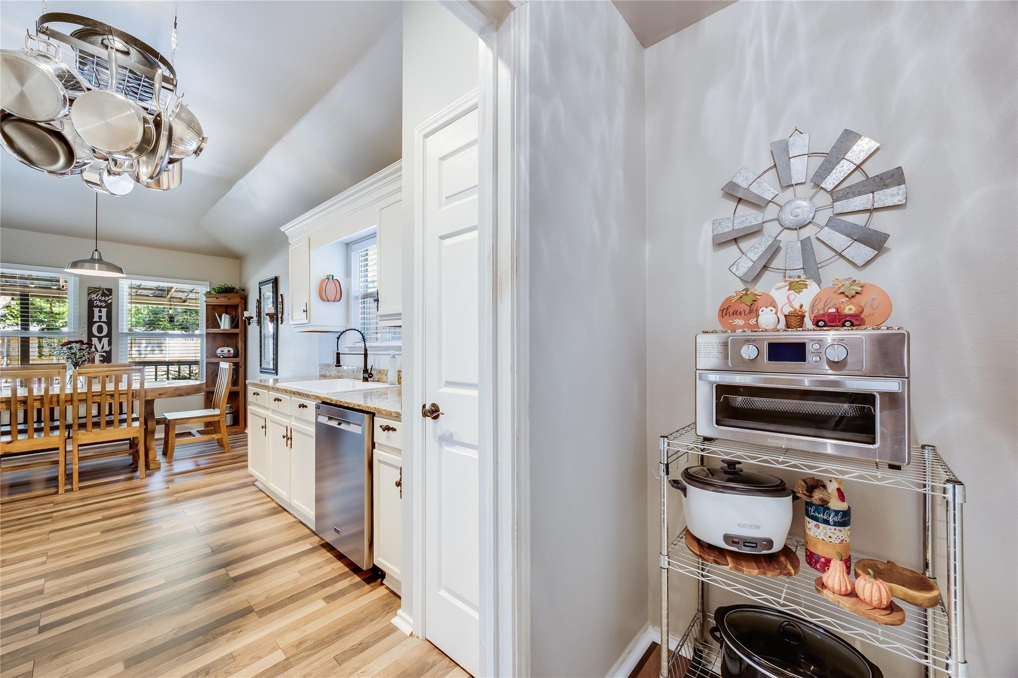 116 Whitetail Ln, Hutto, TX 78634