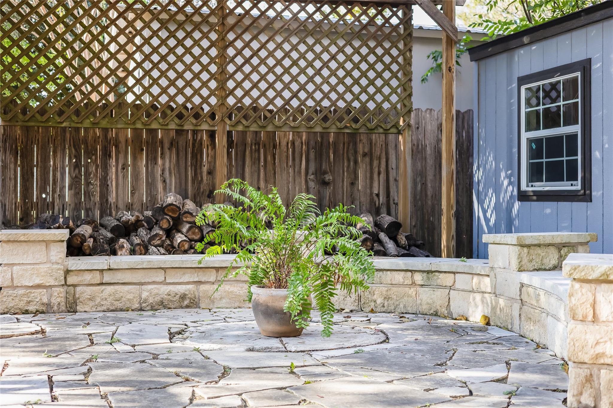 116 Whitetail Ln, Hutto, TX 78634