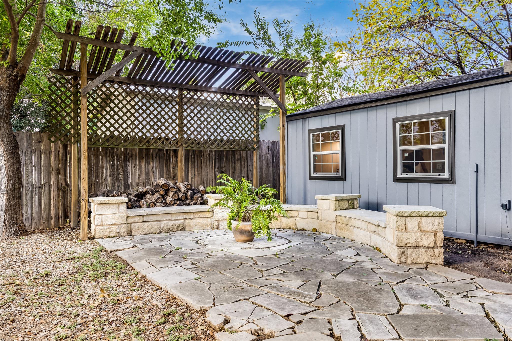 116 Whitetail Ln, Hutto, TX 78634