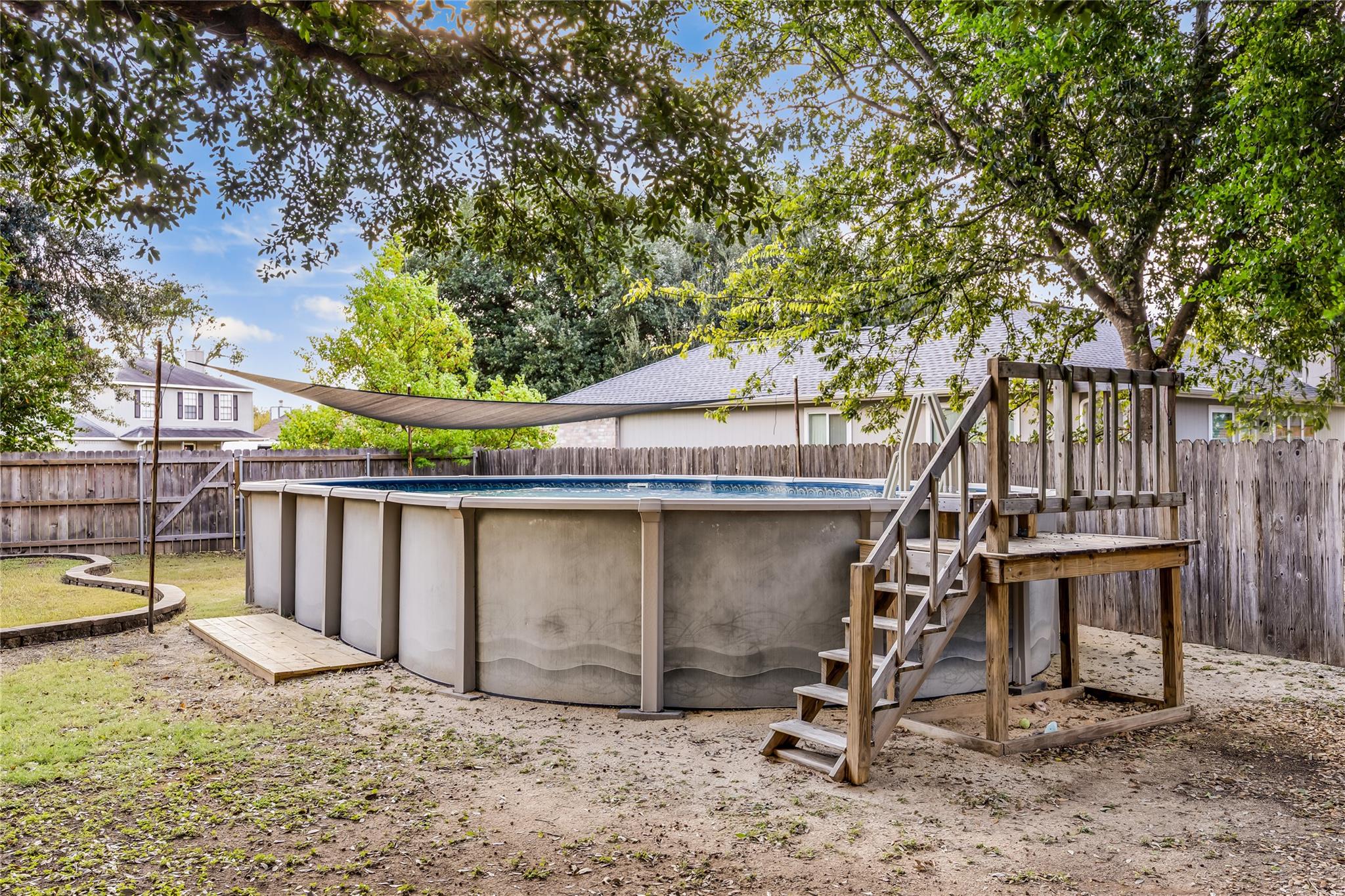 116 Whitetail Ln, Hutto, TX 78634