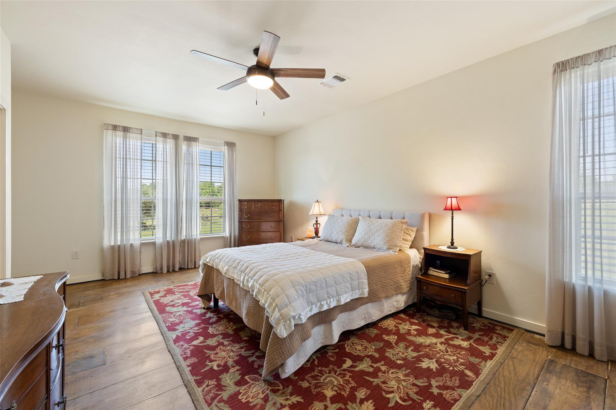 2124 Crabapple Rd, Blanco, TX 78606