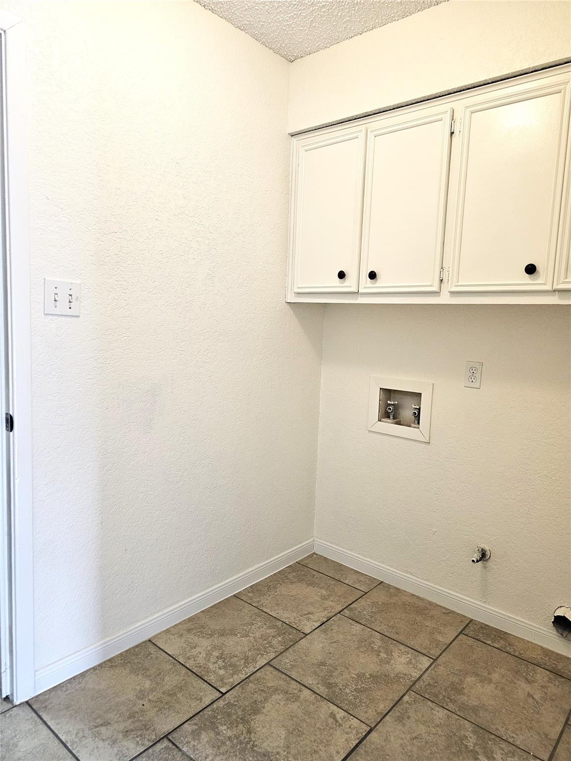 1747 Horseshoe Cir, Round Rock, TX 78681