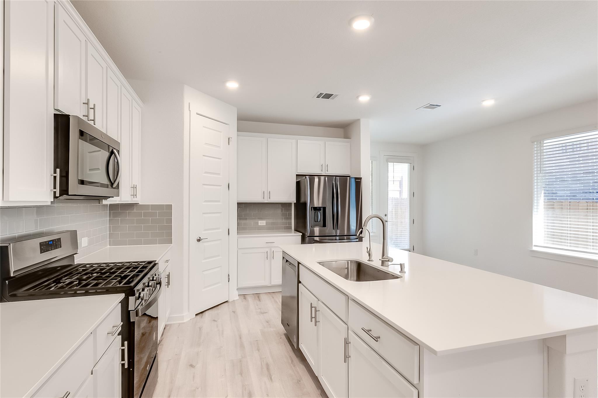 2321 Bravo Pass, Leander, TX 78641