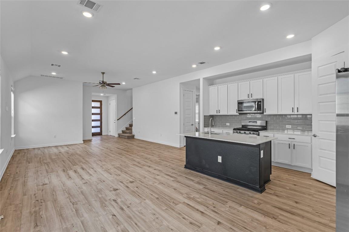 1925 Ruger Pass, Leander, TX 78641