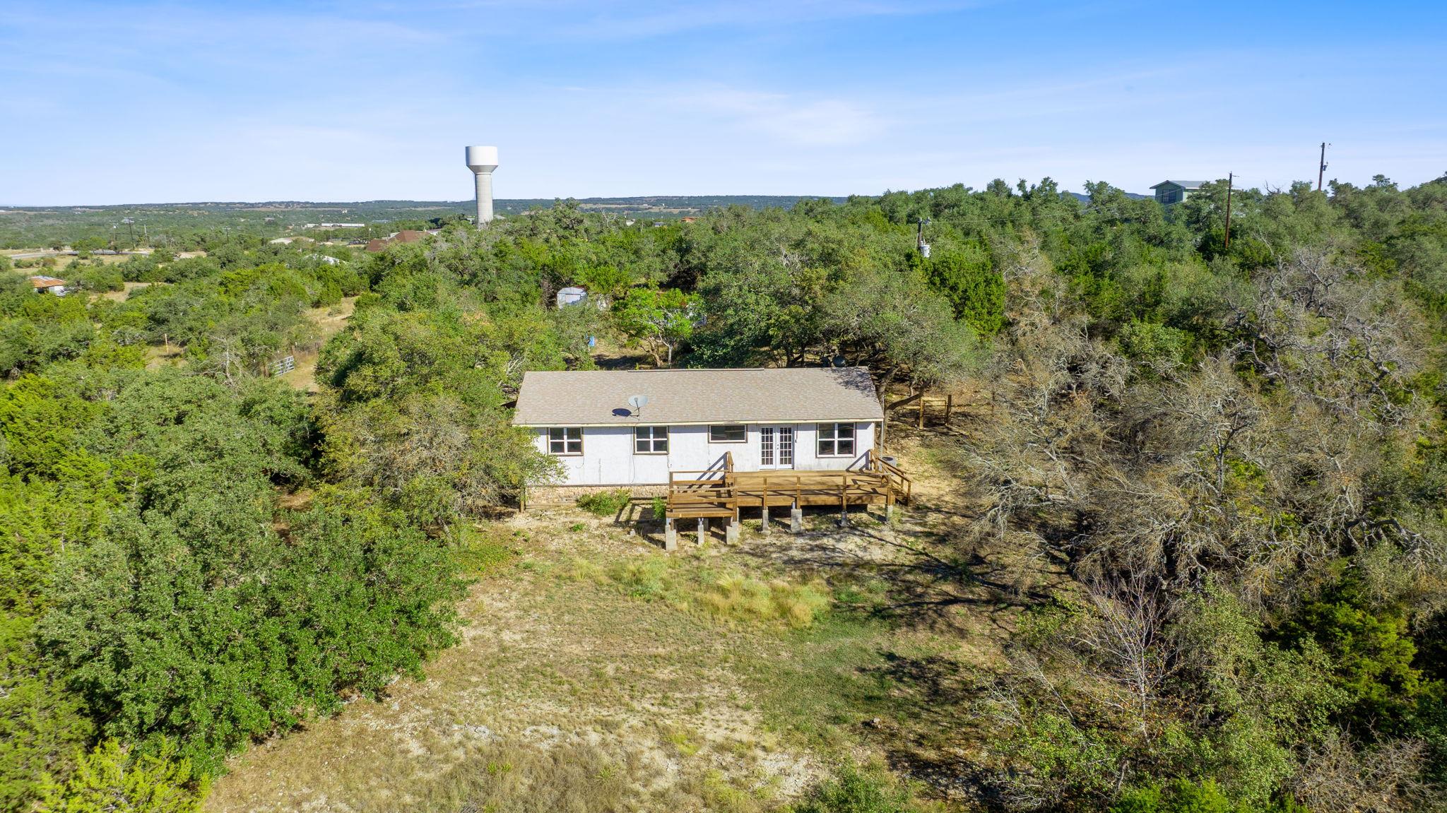 220 Harmon Hills Rd, Dripping Springs, TX 78620
